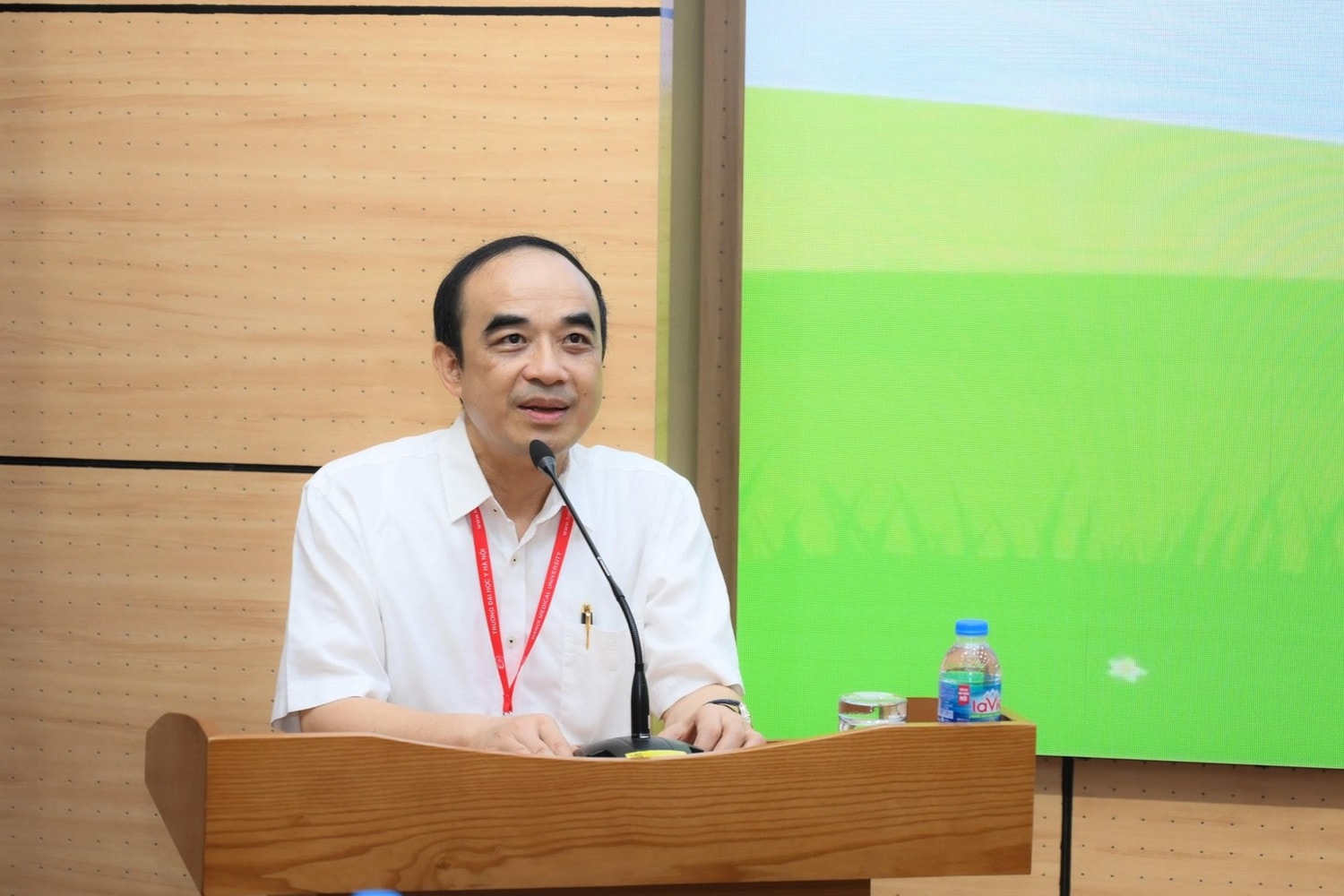 Trường Đại học Y Hà Nội phấn đấu là trường định hướng nghiên cứu hàng đầu châu Á -0