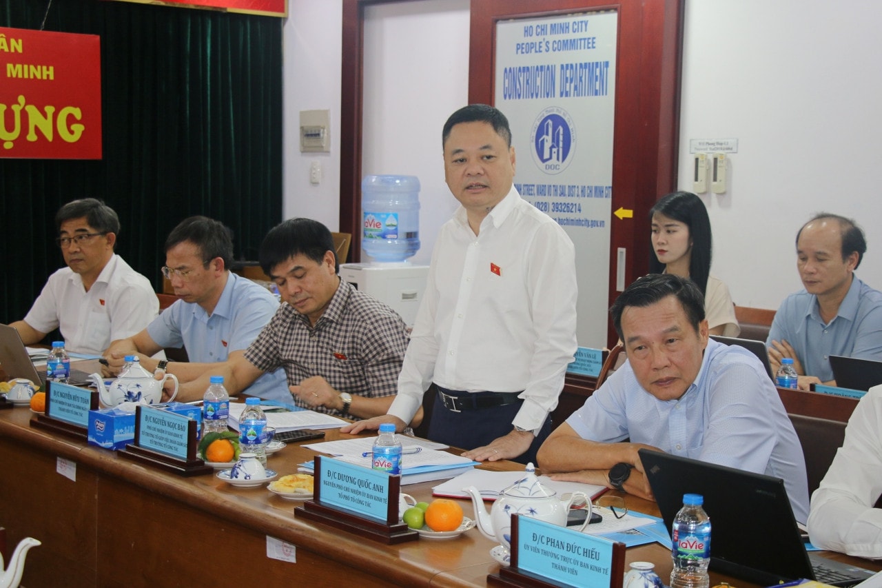 Phó Chủ nhiệm Ủy ban Kinh tế Nguyễn Ngọc Bảo phát biểu tại cuộc làm việc với các sở, ban ngành TP. Hồ Chí Minh Khảo sát việc thực hiện pháp luật về quản lý thị trường bất động sản và nhà ở xã hội tại TP. Hồ Chí Minh -0