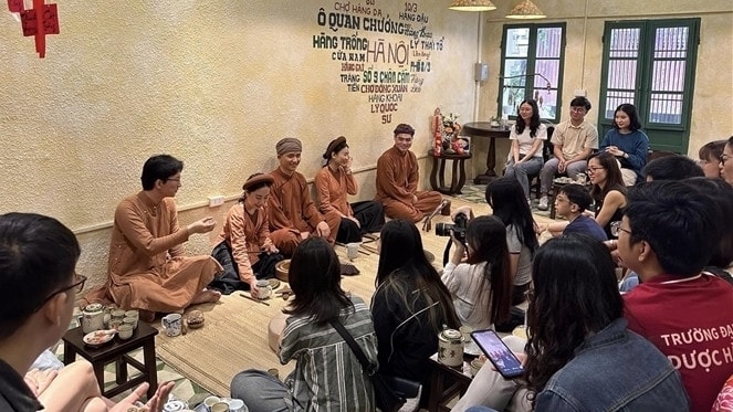 Nhịp sống hiện đại đòi hỏi cách thức phù hợp kéo khán giả đến với di sản. Ảnh: VICH 
