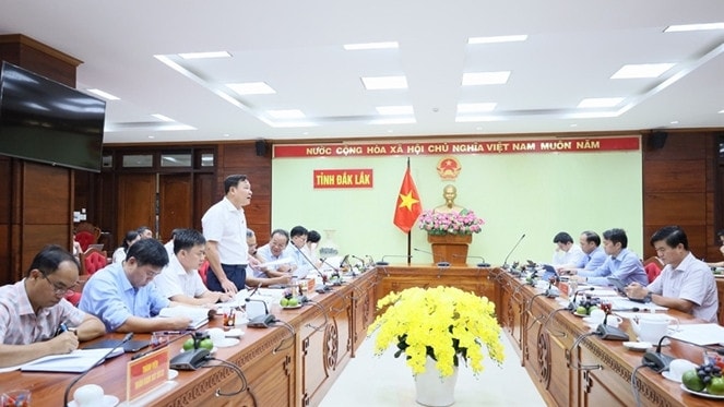 Quang cảnh buổi làm việc của Đoàn giám sát số 22 của Thường trực HĐND tỉnh - ẢNH PHƯƠNG AN