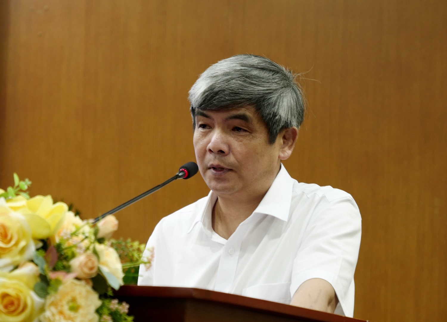 Trưởng Ban Tổ chức - Cán bộ (Học viện Báo chí và Tuyên truyền) PGS. TS. Hà Huy Phượng Báo chí Việt Nam trước làn gió “chuyển đổi số” -0