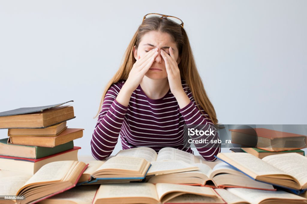 Bí quyết chăm sóc đôi mắt sáng khỏe cho học sinh trong mùa thi -0