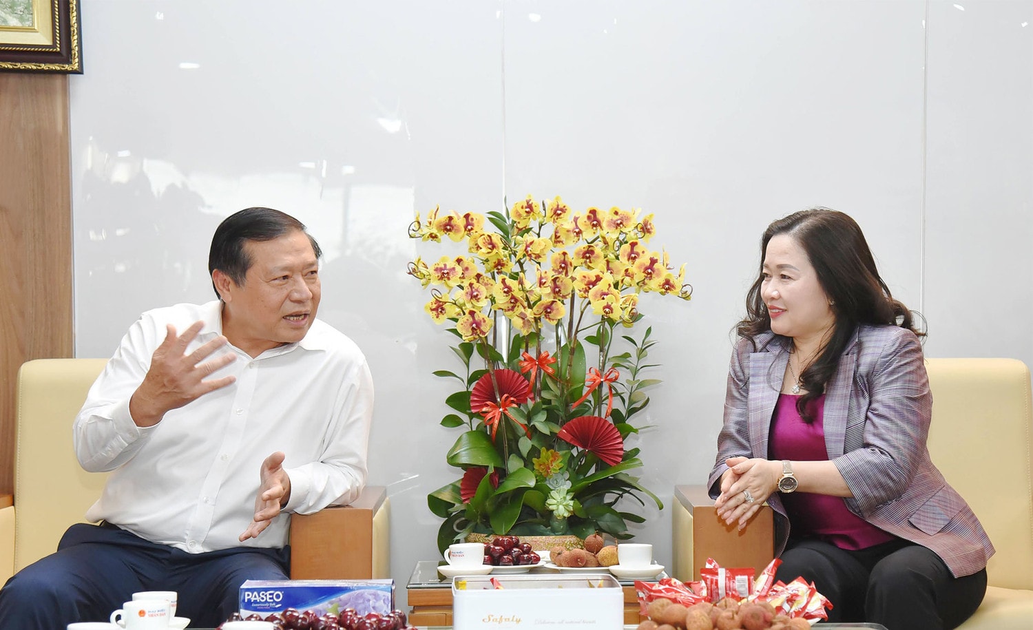 Phó Trưởng Ban thường trực Ban Tuyên giáo Trung ương Lại Xuân Môn thăm, chúc mừng Báo Đại biểu Nhân dân -0