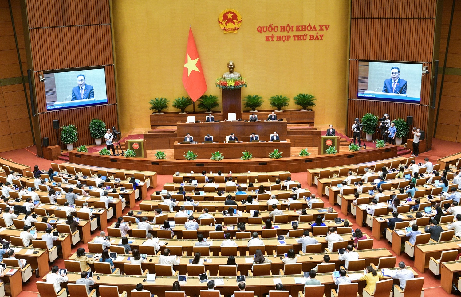 Cần công khai, minh bạch trước khi Quốc hội xem xét, quyết định. -0