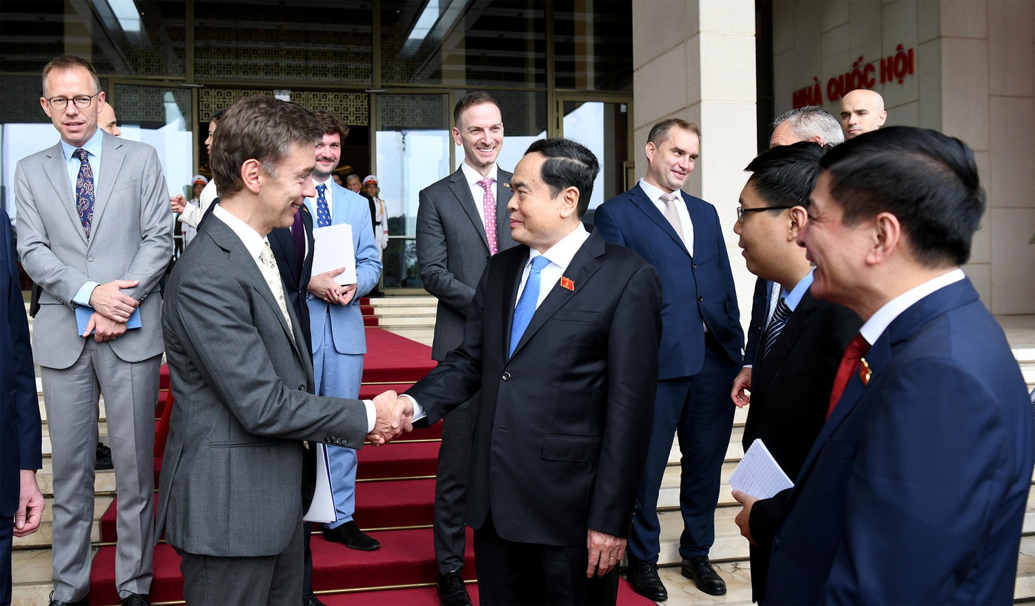 Chủ tịch Quốc hội Trần Thanh Mẫn tiếp Đại sứ EU và Đại sứ, Đại biện các nước thành viên EU -0
