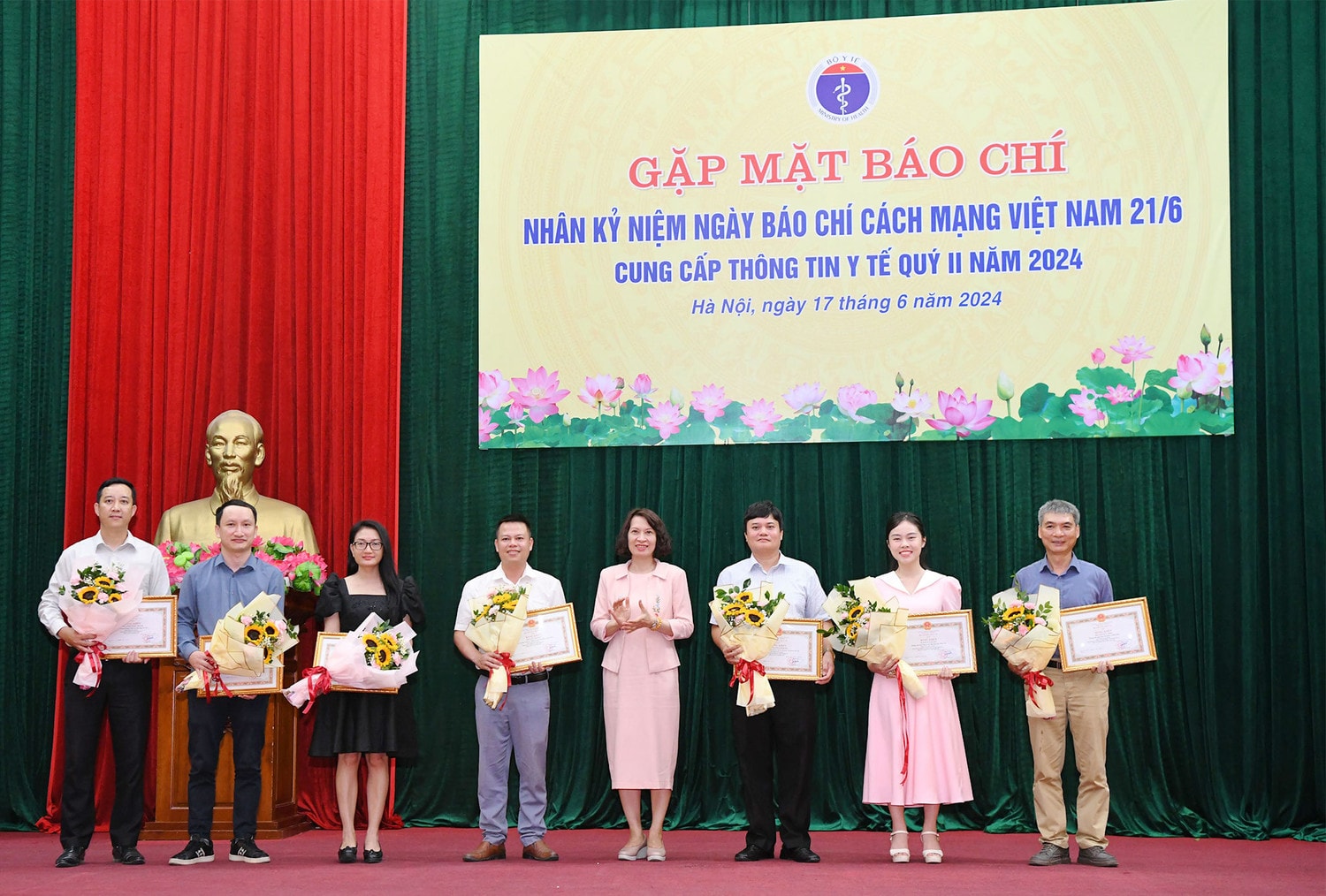 Bộ Y tế gặp mặt báo chí nhân kỷ niệm 99 năm Ngày Báo chí cách mạng Việt Nam -0
