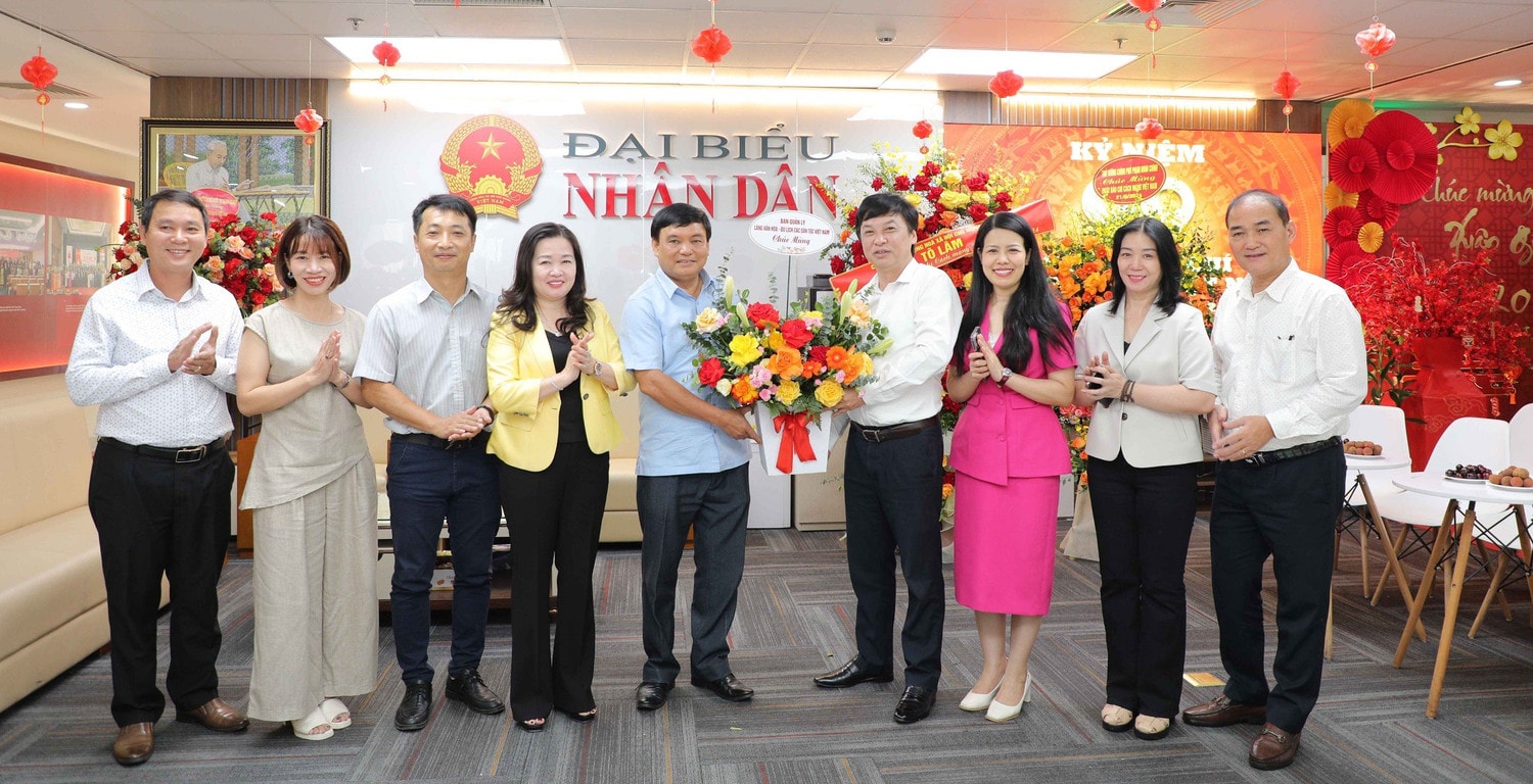 Lãnh đạo Đảng, Nhà nước và các bộ, ngành, địa phương chúc mừng Báo Đại biểu Nhân dân -0
