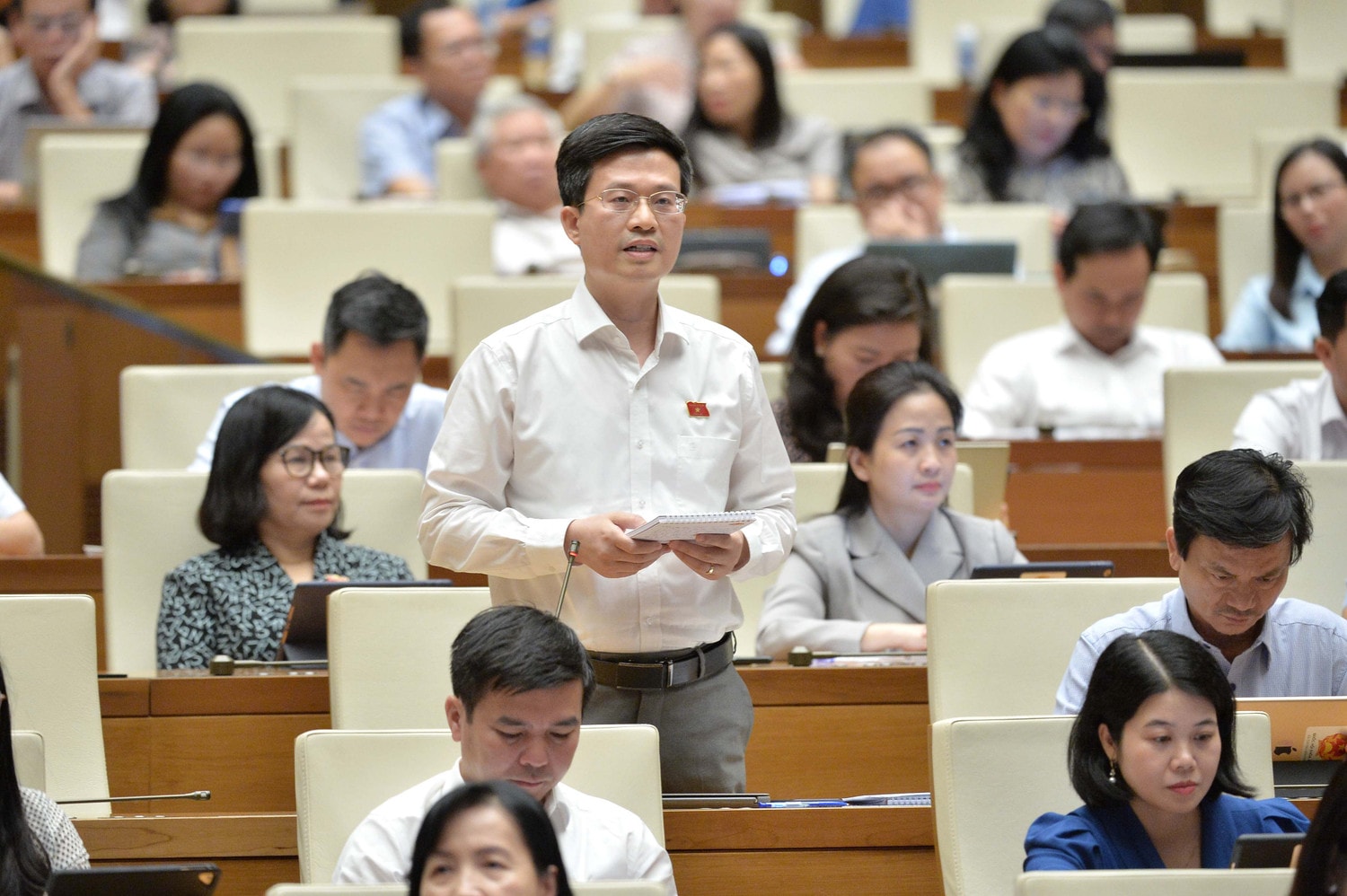 Quan tâm phát triển con người Việt Nam có nhân cách, lối sống tốt đẹp -0