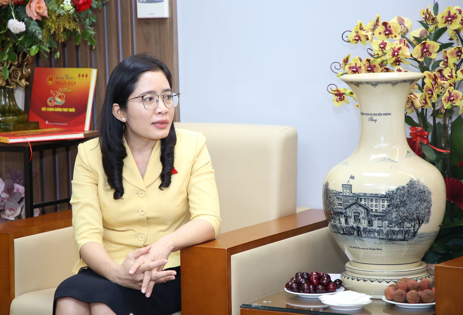 Lãnh đạo các cơ quan của Quốc hội, địa phương chúc mừng Báo Đại biểu Nhân dân -0