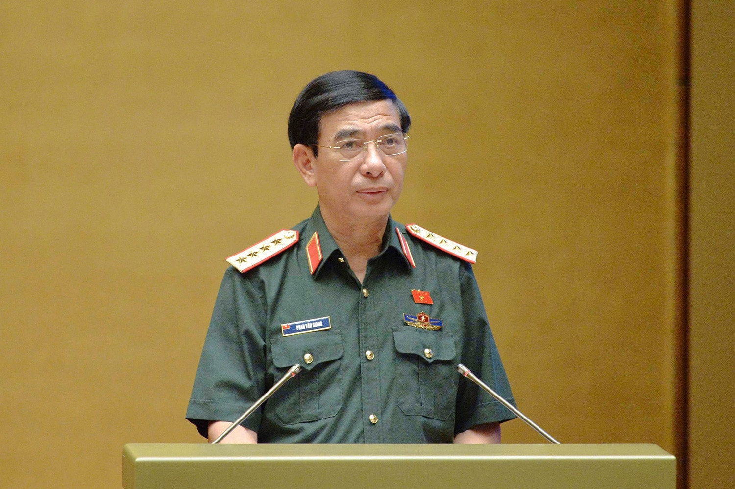 Xây dựng nền quốc phòng toàn dân vững mạnh toàn diện, phát huy sức mạnh tổng hợp của đất nước -0