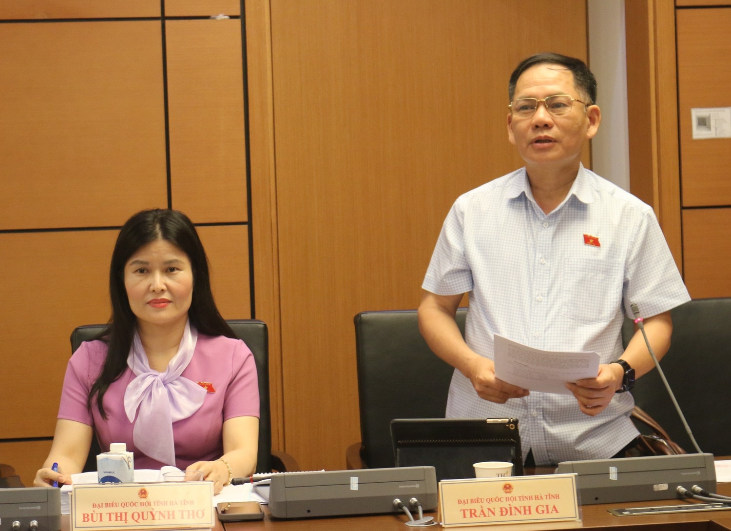 Đại biểu Trần Đình Gia (Hà Tĩnh) phát biểu. Ảnh: Khánh Duy “Công nghệ chưa bảo đảm thì không nên tính đến việc khai thác” -0