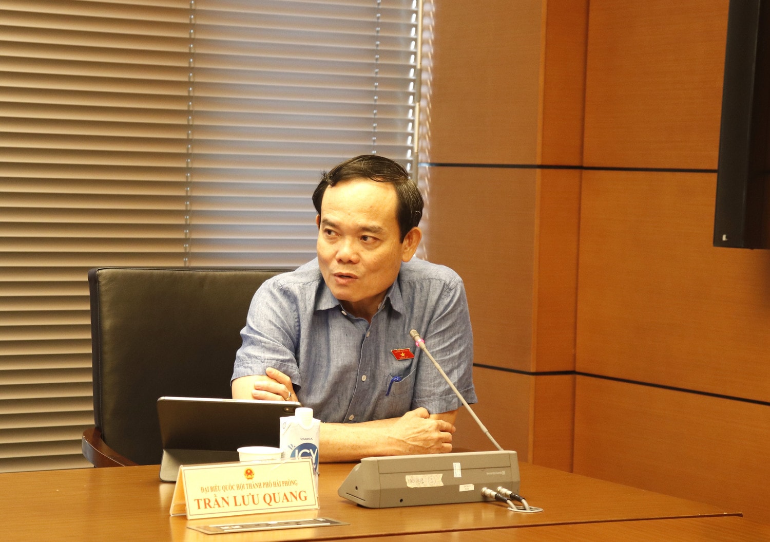 Ủy viên Trung ương Đảng, Phó Thủ tướng Chính phủ Trần Lưu Quang phát biểu thảo luận tại tổ. Ảnh: Trần Thu Gỡ rối rào cản phát triển kinh tế - xã hội những tháng cuối năm 2024 -0