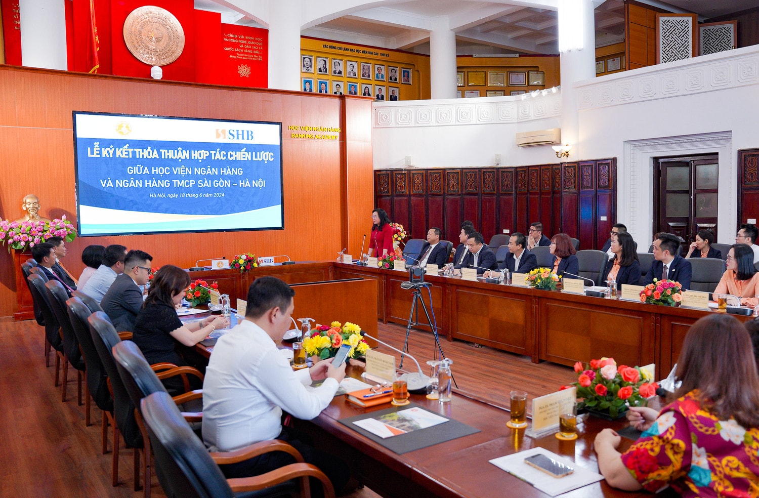 SHB và Học viện Ngân hàng hợp tác toàn diện phát triển nguồn nhân lực chất lượng cao -0