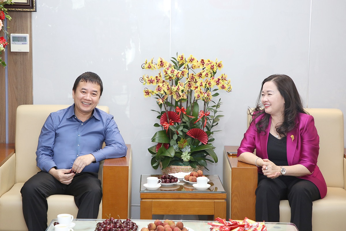Lãnh đạo Đảng, Nhà nước và các bộ, ngành, địa phương chúc mừng Báo Đại biểu Nhân dân -0