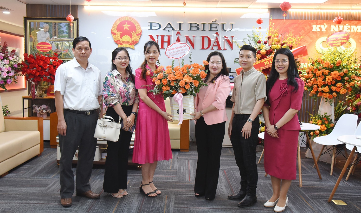 Lãnh đạo Quốc hội, các cơ quan của Quốc hội chúc mừng Báo Đại biểu Nhân dân -0