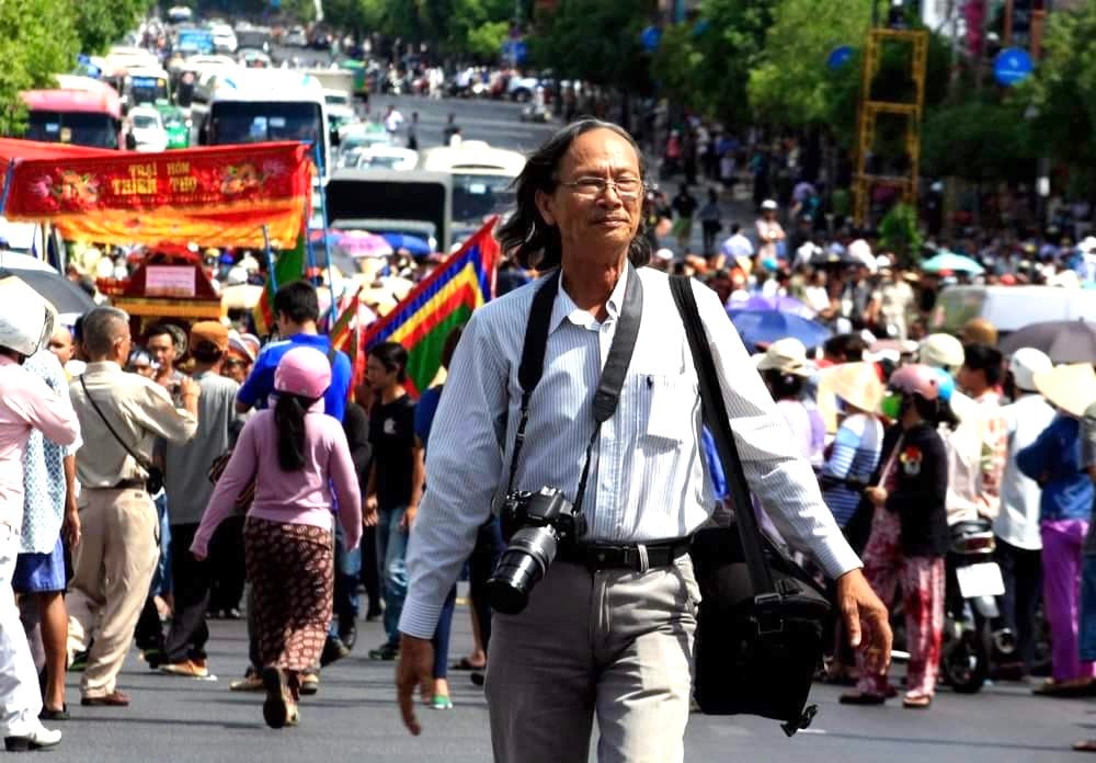 Vào nghề báo đầy nhiệt huyết và ngày trở về thảnh thơi của “bố Nghĩa”