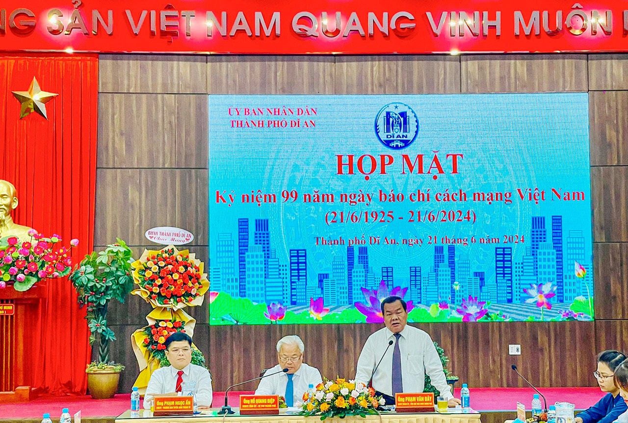 Nhiều địa phương của Bình Dương long trọng tổ chức họp mặt kỷ niệm 99 năm Ngày Báo chí Cách mạng Việt Nam