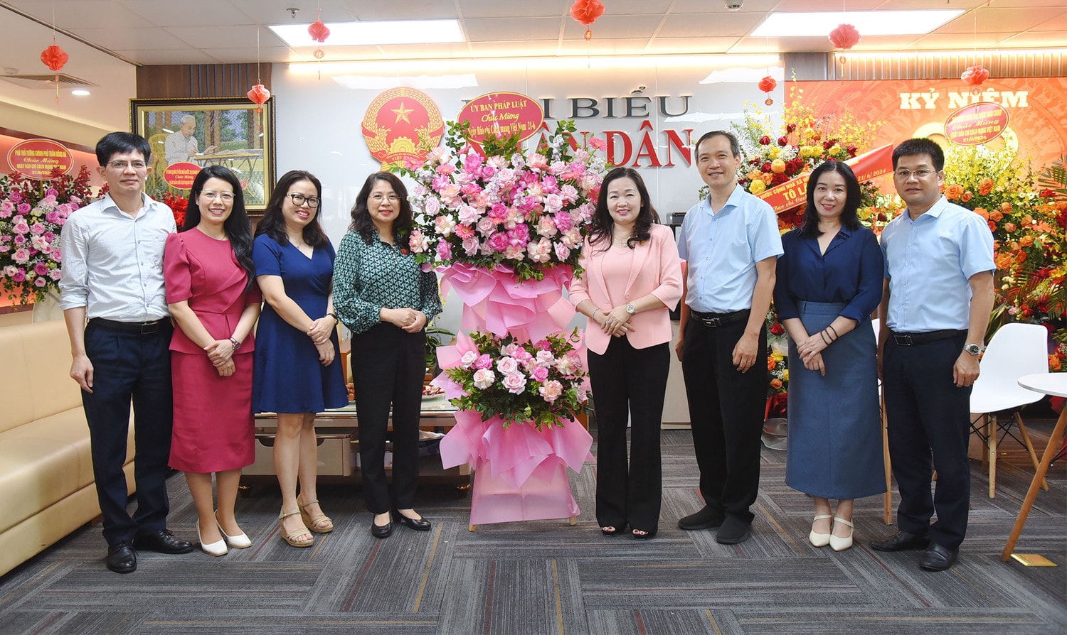 Lãnh đạo Quốc hội, các cơ quan của Quốc hội chúc mừng Báo Đại biểu Nhân dân -0