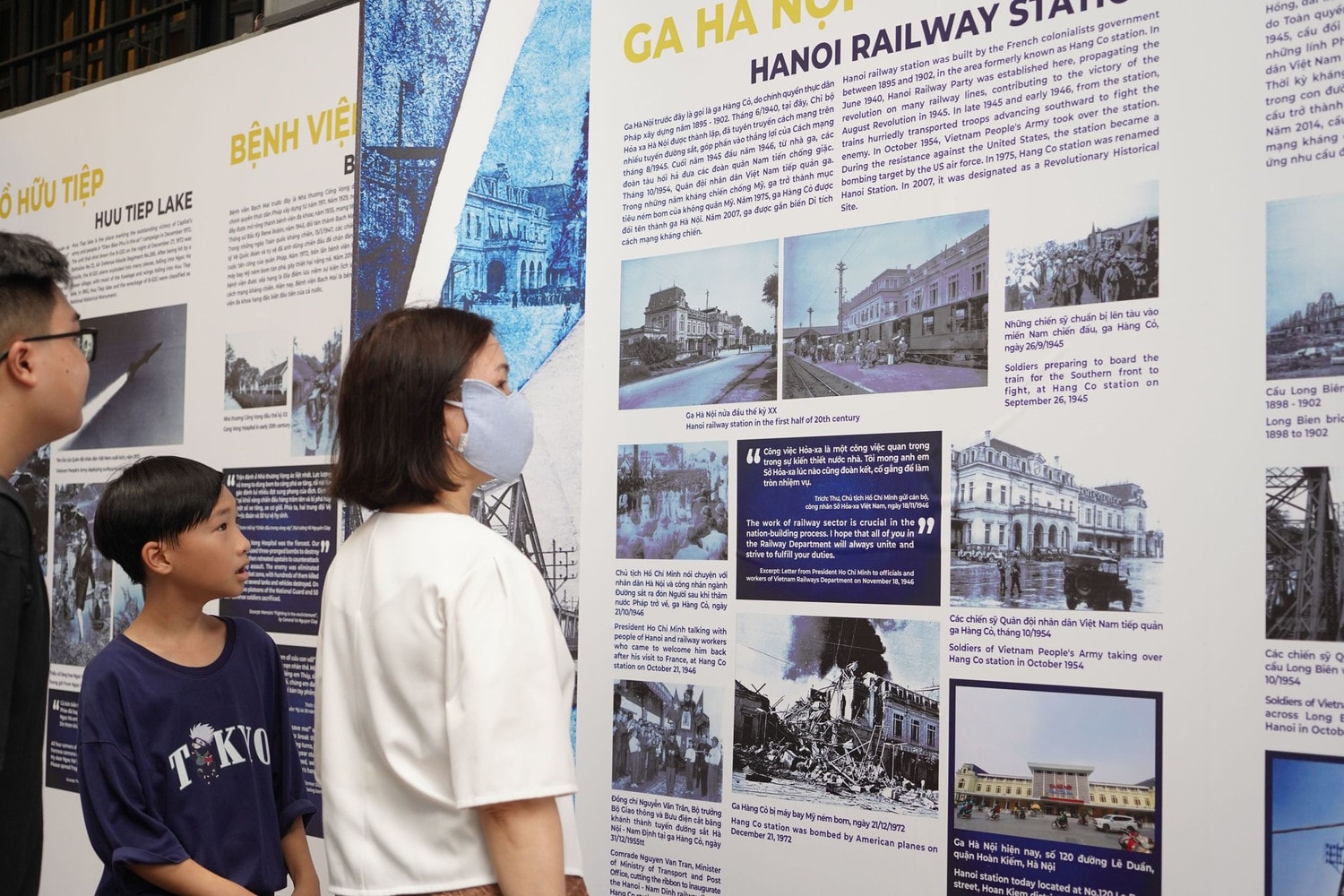 Khám phá 25 công trình di sản Hà Nội trong triển lãm tại Di tích Nhà tù Hỏa Lò -0