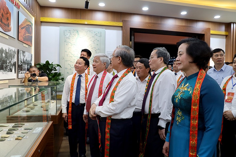 Lễ công bố Quyết định của Thủ tướng Chính phủ công nhận huyện Yên Bình đạt chuẩn nông thôn mới -0