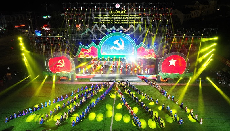 Lễ công bố Quyết định của Thủ tướng Chính phủ công nhận huyện Yên Bình đạt chuẩn nông thôn mới -0