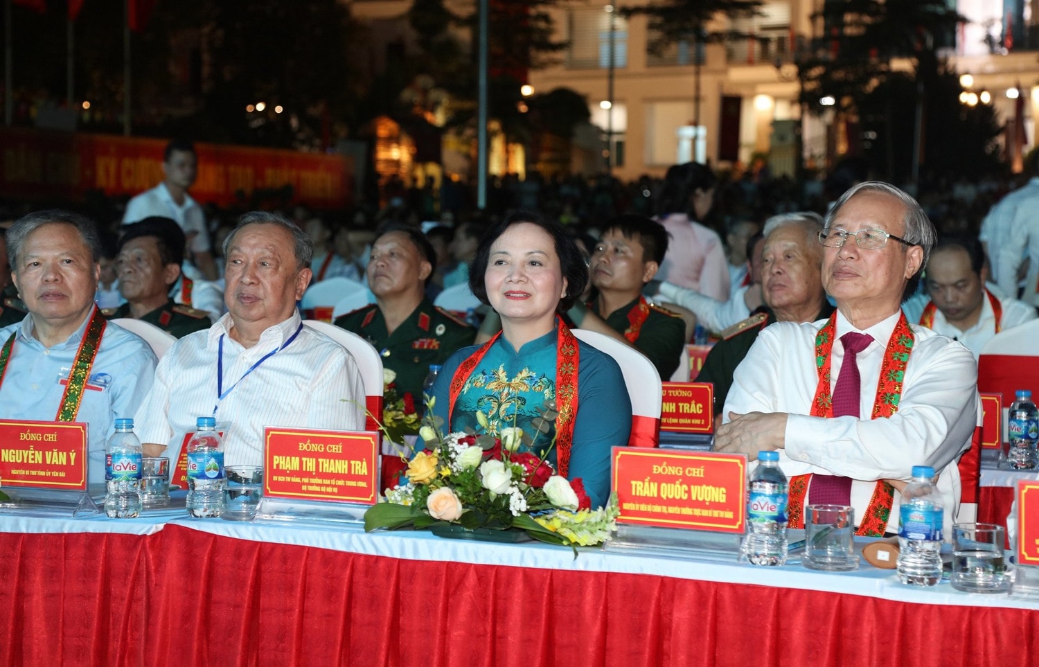 Lễ công bố Quyết định của Thủ tướng Chính phủ công nhận huyện Yên Bình đạt chuẩn nông thôn mới -0