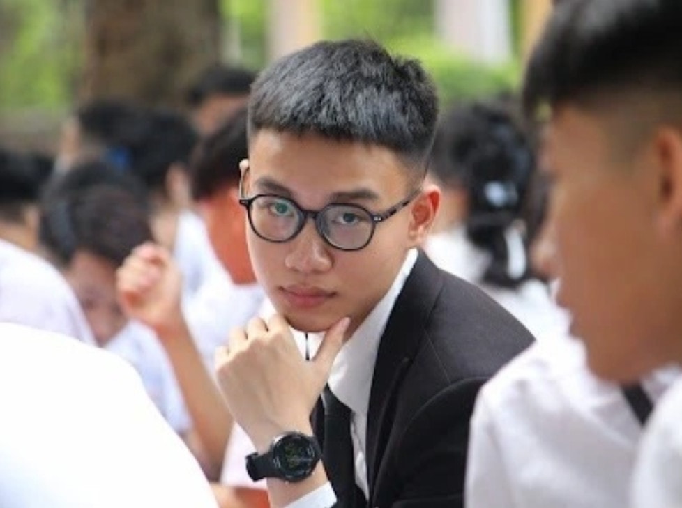 Thủ khoa toàn quốc khối C00 kỳ thi tốt nghiệp THPT 2023 bật mí bí quyết giành điểm cao -0