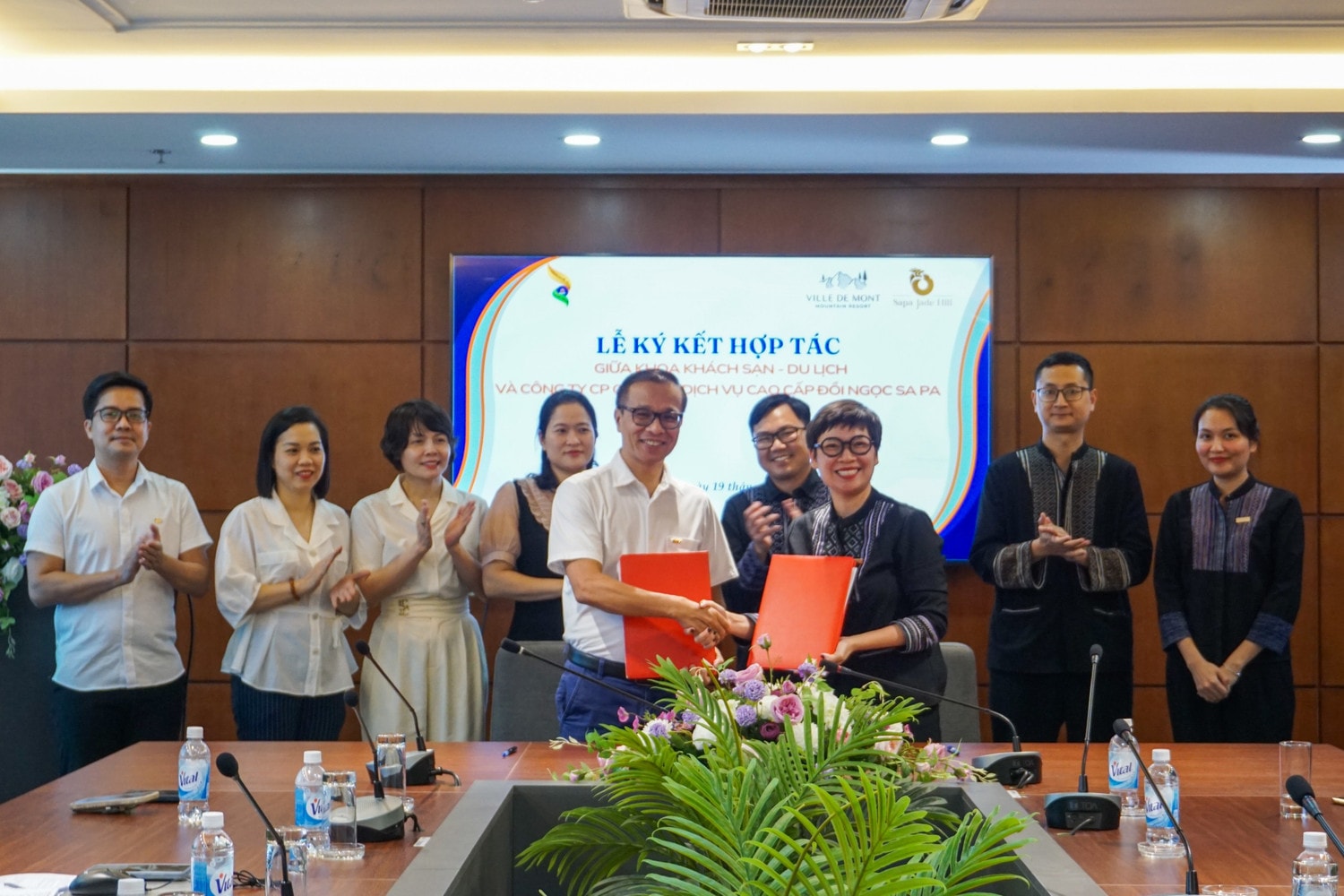 Khoa Khách sạn - Du lịch, Trường Đại học Thương mại ký kết hợp tác với 3 doanh nghiệp lớn -0