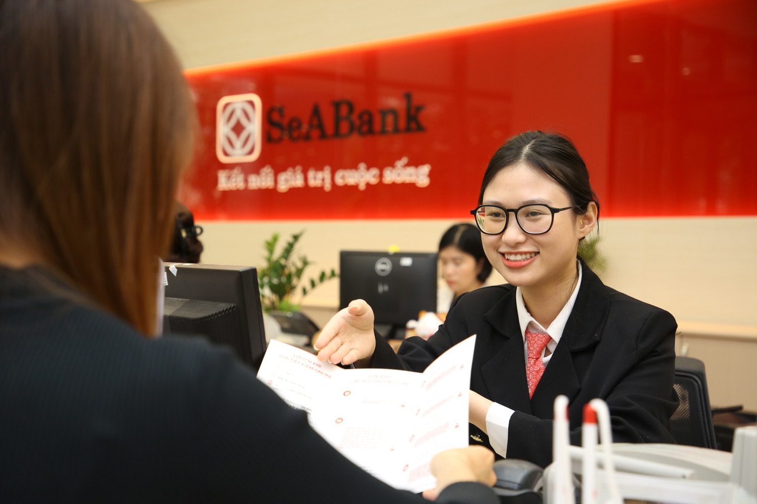 SeABank được Fortune vinh danh trong bảng xếp hạng lần đầu công bố - Fortune Southeast Asia 500 ảnh 2 SeABank được Fortune vinh danh trong bảng xếp hạng lần đầu công bố - Fortune Southeast Asia 500 -0