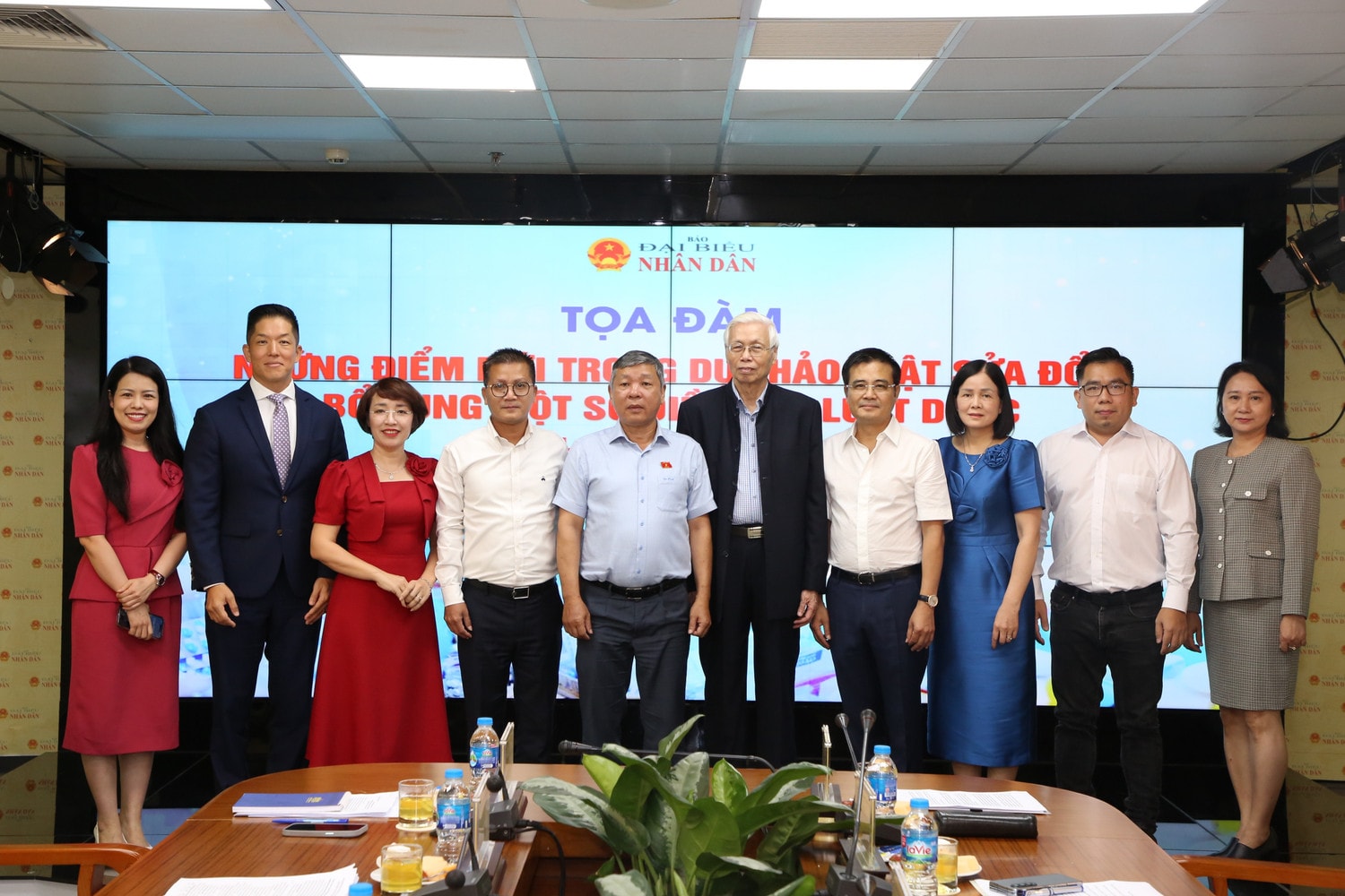 Cần các chính sách mạnh mẽ, khả thi làm bệ phóng cho công nghiệp dược -0