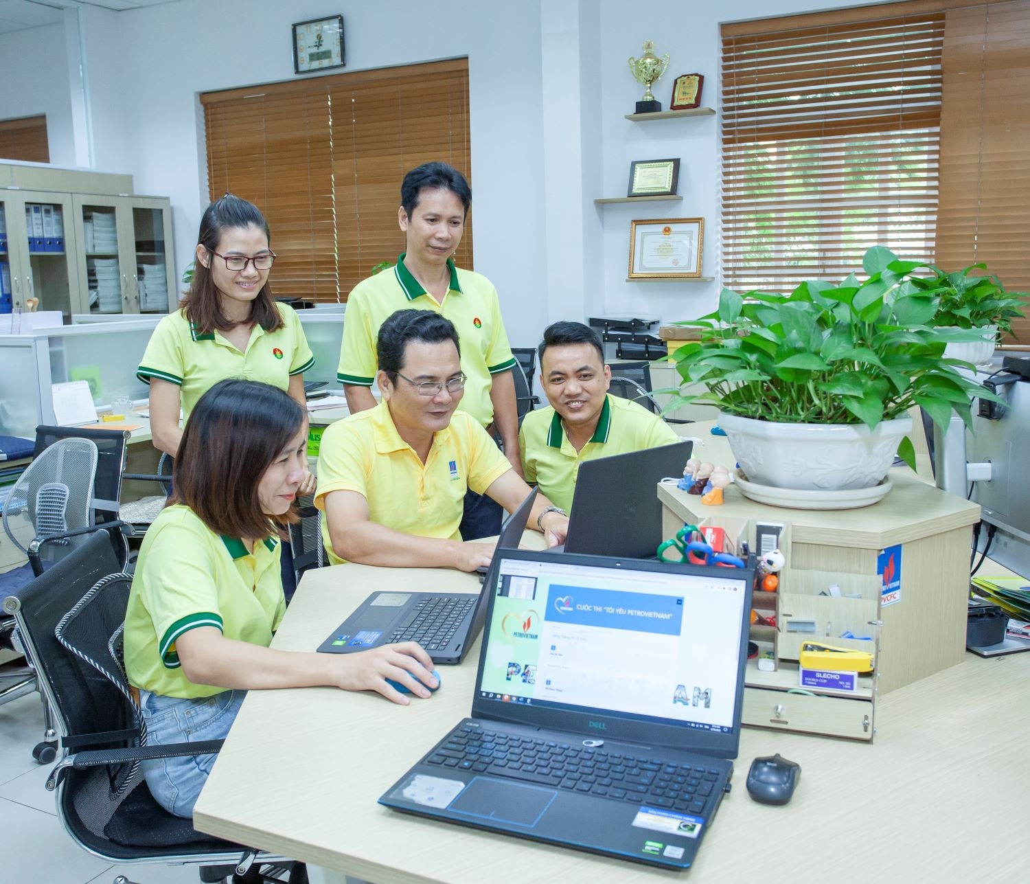 PVCFC thuộc top 10 “doanh nghiệp tiêu biểu vì người lao động” -0