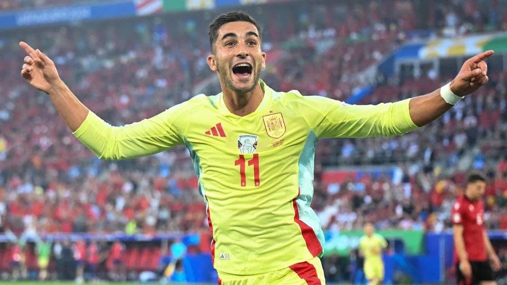 EURO 2024: Xác định 8 cặp đấu tại vòng 16 đội -0