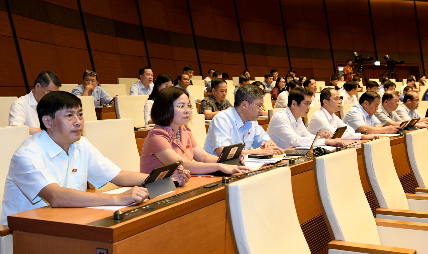 Quốc hội thông qua Luật Công nghiệp quốc phòng, an ninh và động viên công nghiệp ảnh 2 Quốc hội thông qua Luật Công nghiệp quốc phòng, an ninh và động viên công nghiệp -0