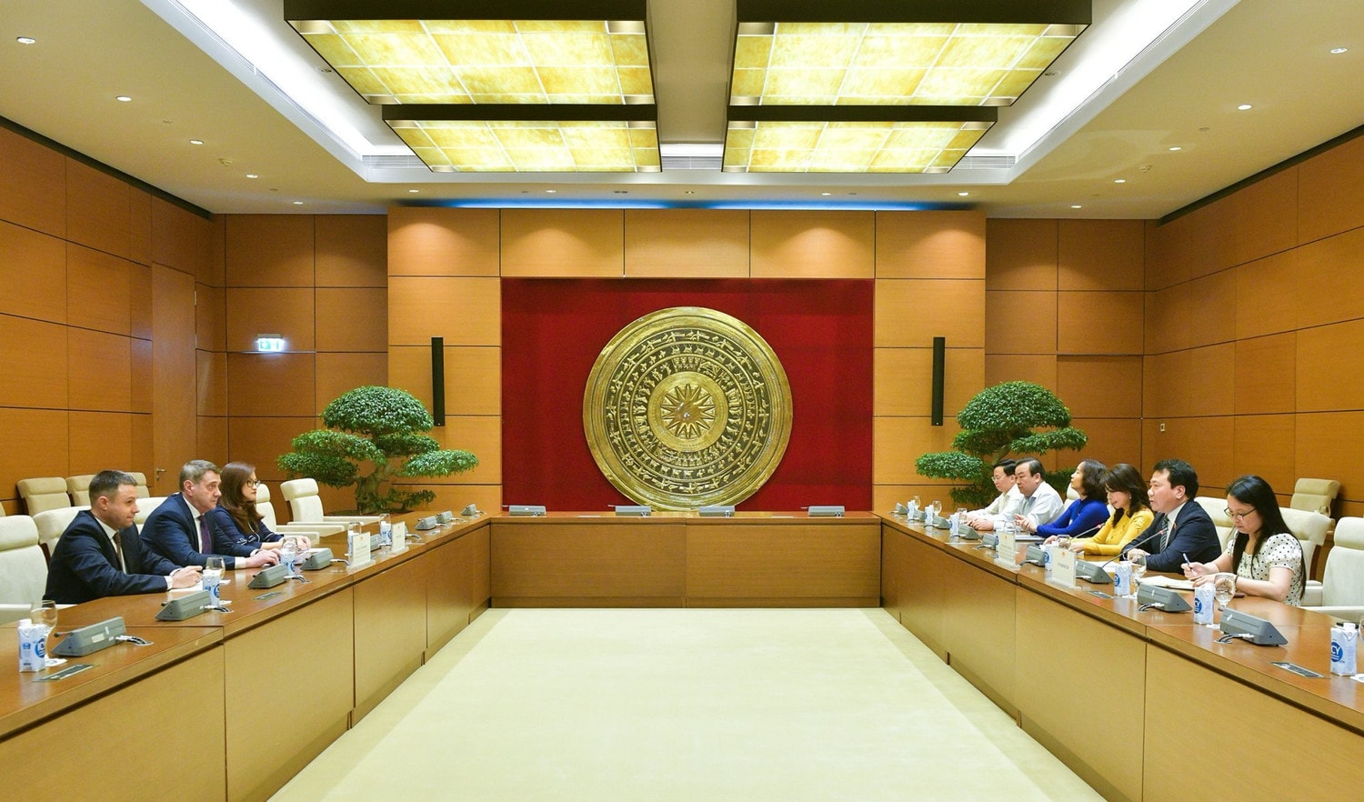 Quang cảnh cuộc tiếp