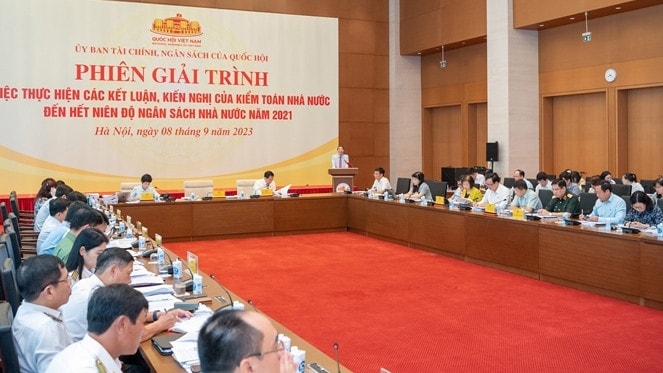 Toàn cảnh Phiên giải trình của Ủy ban Tài chính - Ngân sách về “Việc thực hiện các kết luận, kiến nghị Kiểm toán Nhà nước đến hết niên độ ngân sách nhà nước năm 2021” Ảnh: Hồ Long