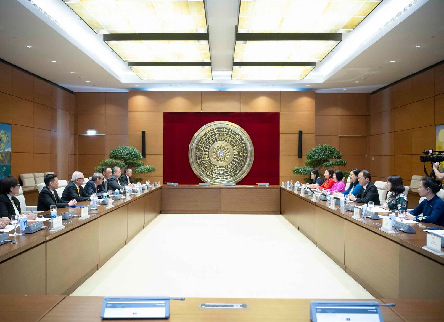 Quang cảnh cuộc hội đàm