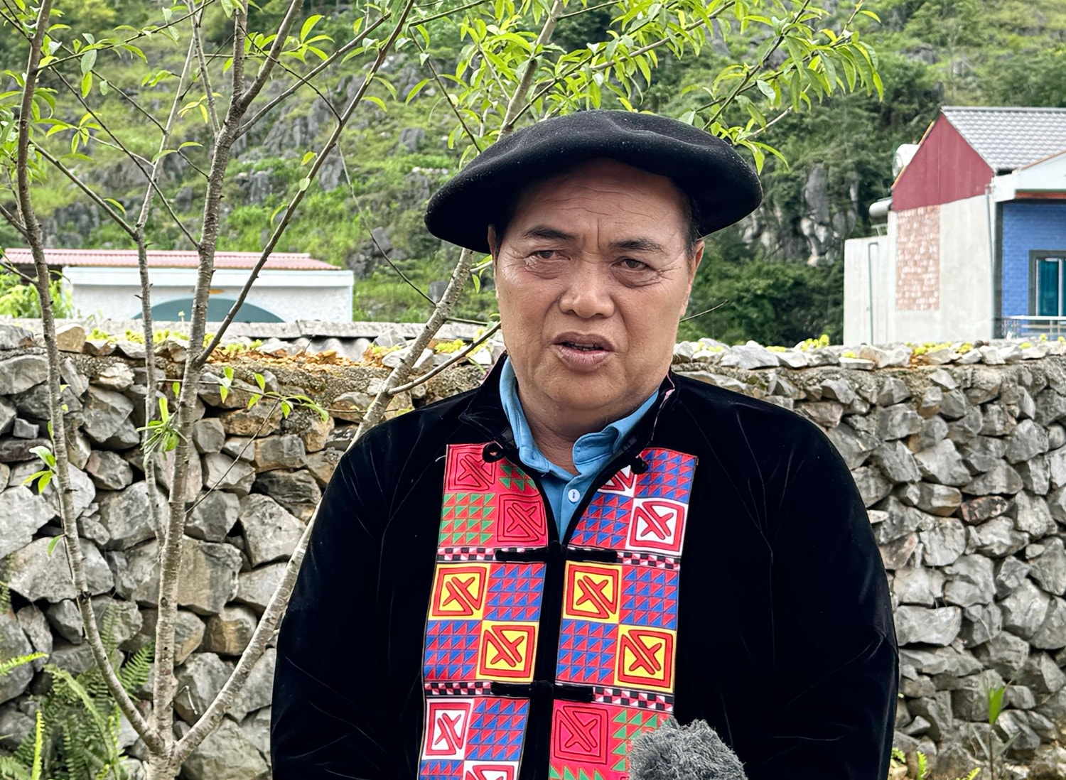 Ảnh 2: Trưởng thôn Sảng Pả A - Lò Sì Páo