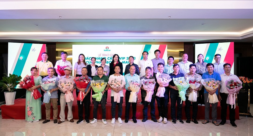 PVCFC trao hàng chục xe ô tô cho khách hàng -0