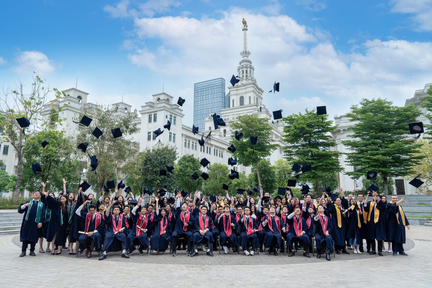25% tân cử nhân VinUni nhận thư mời đào tạo sau đại học từ top trường danh tiếng nhất thế giới -0