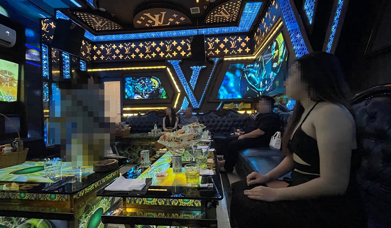Chủ tịch UBND tỉnh Bình Dương chỉ đạo kiểm tra, xử lý nghiêm quán karaoke An Phú Royal lén lút hoạt động 