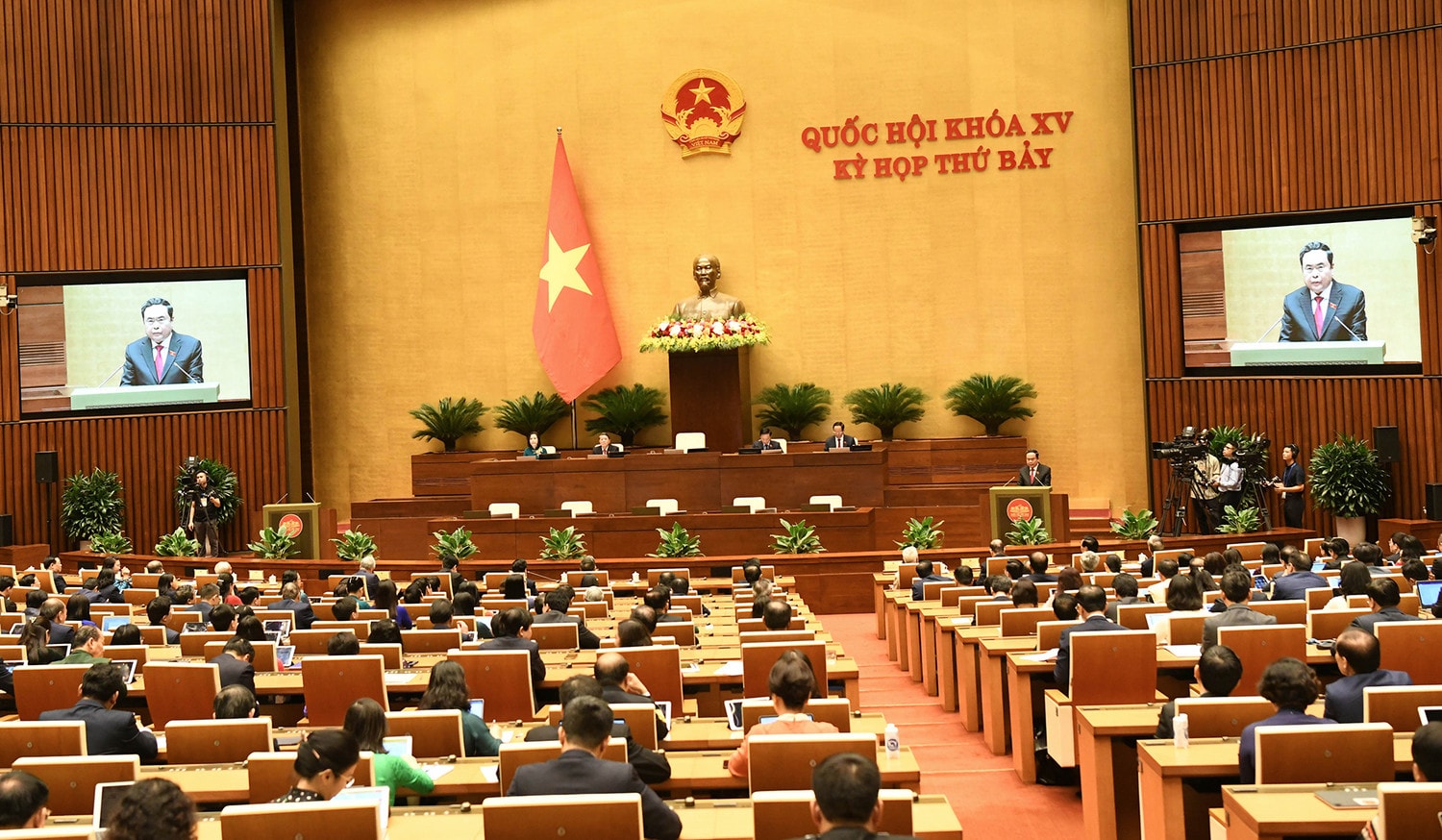 Nhất định đất nước ta sẽ vượt qua khó khăn, thách thức, hoàn thành cao nhất các mục tiêu phát triển kinh tế - xã hội năm 2024 -0