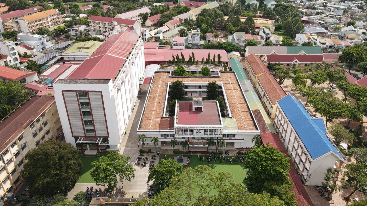 Đắk Lắk: Trường Victory xin làm nhà xe, giáo dục năng khiếu 3 tầng rồi ‘hô biến’ thành nhà ở -0