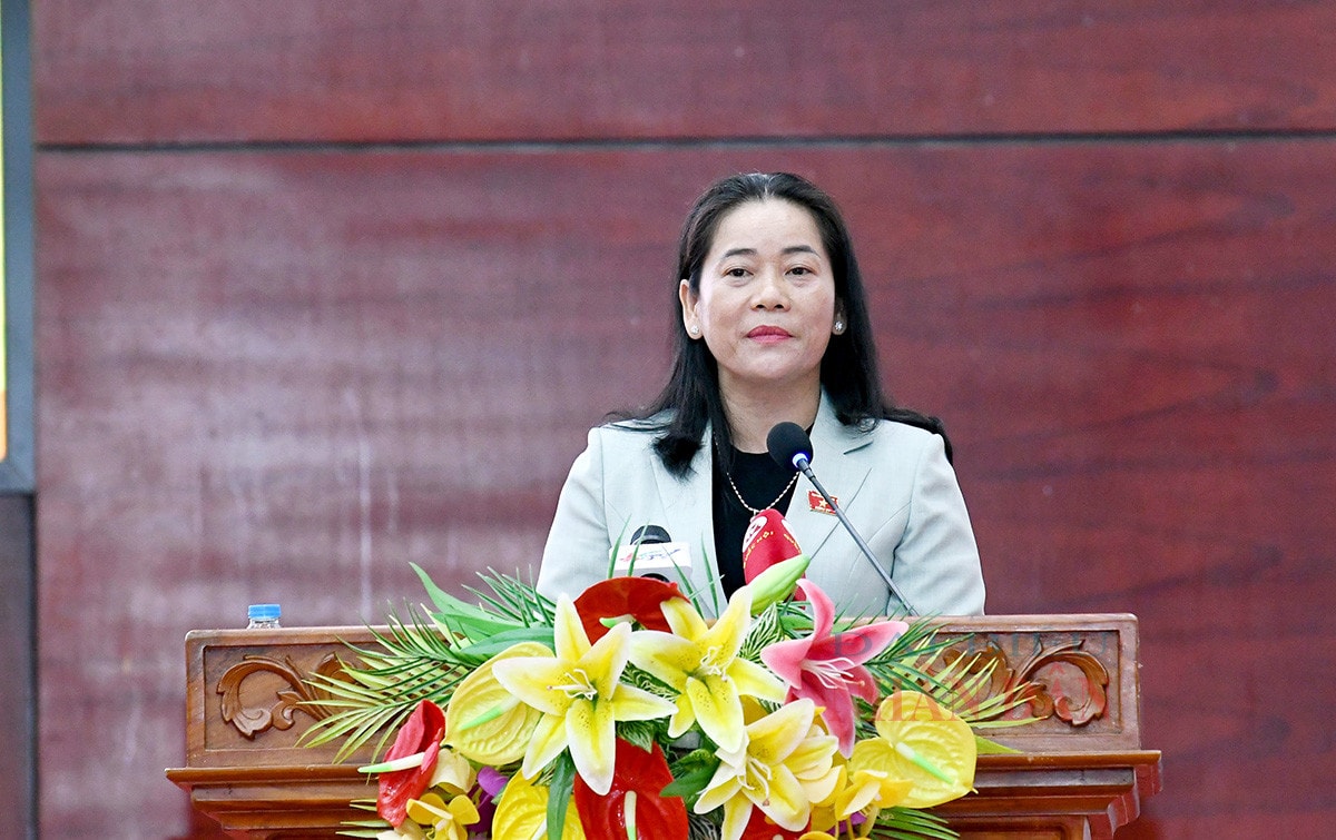 Chủ tịch Quốc hội Trần Thanh Mẫn tiếp xúc cử tri tại tỉnh Hậu Giang