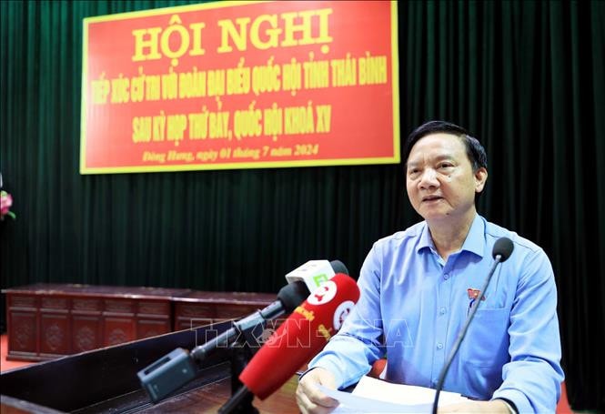 Phó Chủ tịch Quốc hội Nguyễn Khắc Định phát biểu tại cuộc tiếp xúc cử tri huyện Đông Hưng, Thái Bình Ảnh: Thế Duyệt