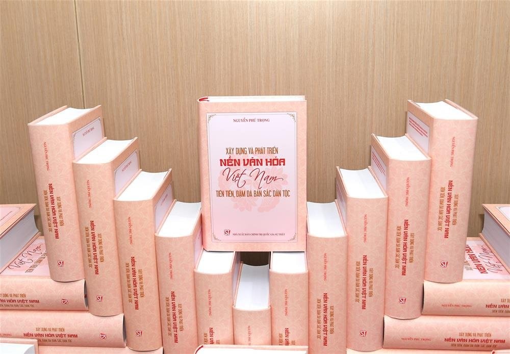Bài 2: Góp phần phát triển tư duy lý luận chiến lược của Đảng ta về văn hóa ảnh 1
