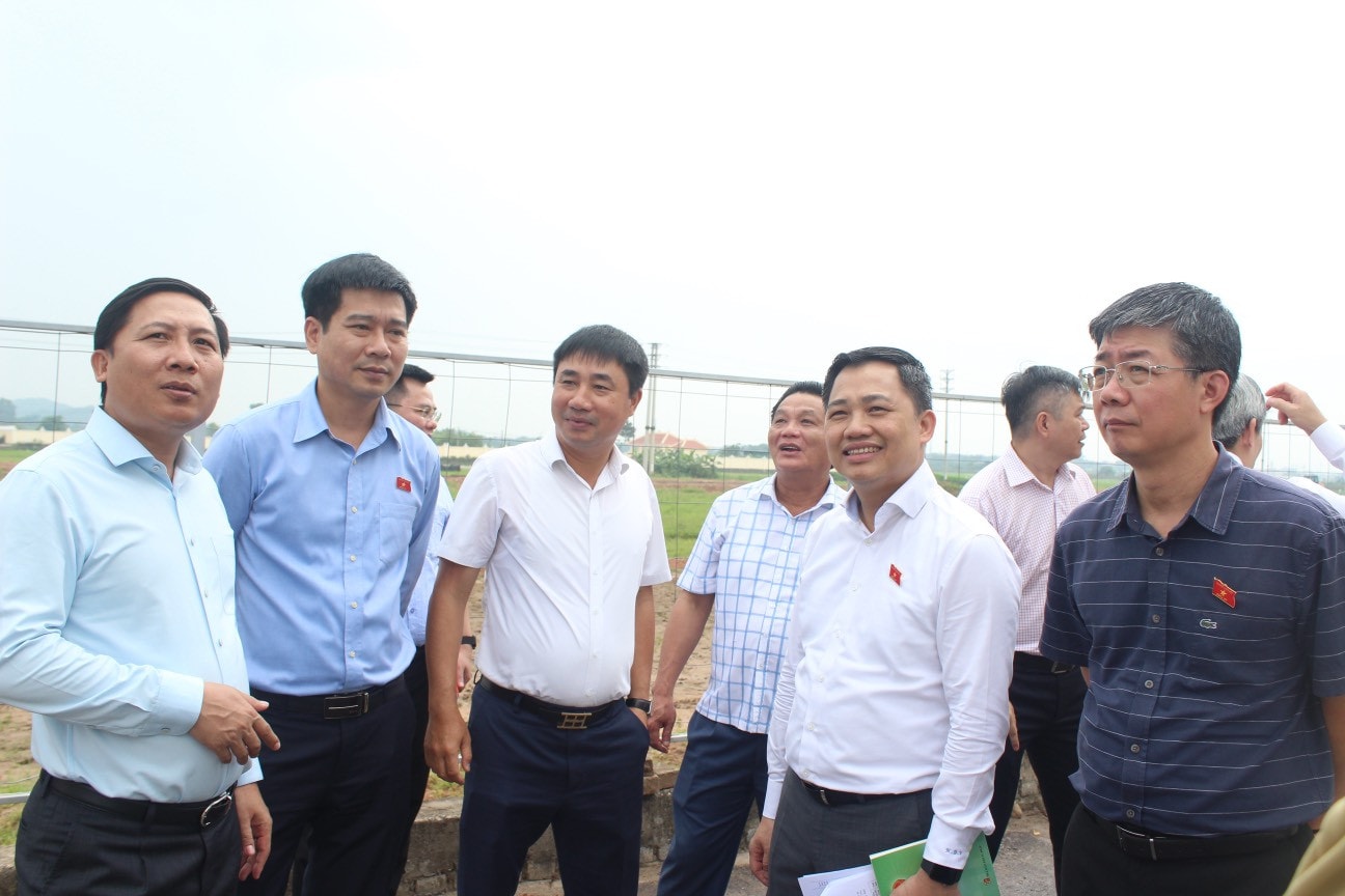 Khảo sát dự án, làm việc tại huyện Mê Linh về quản lý thị trường bất động sản và phát triển nhà ở xã hội -0
