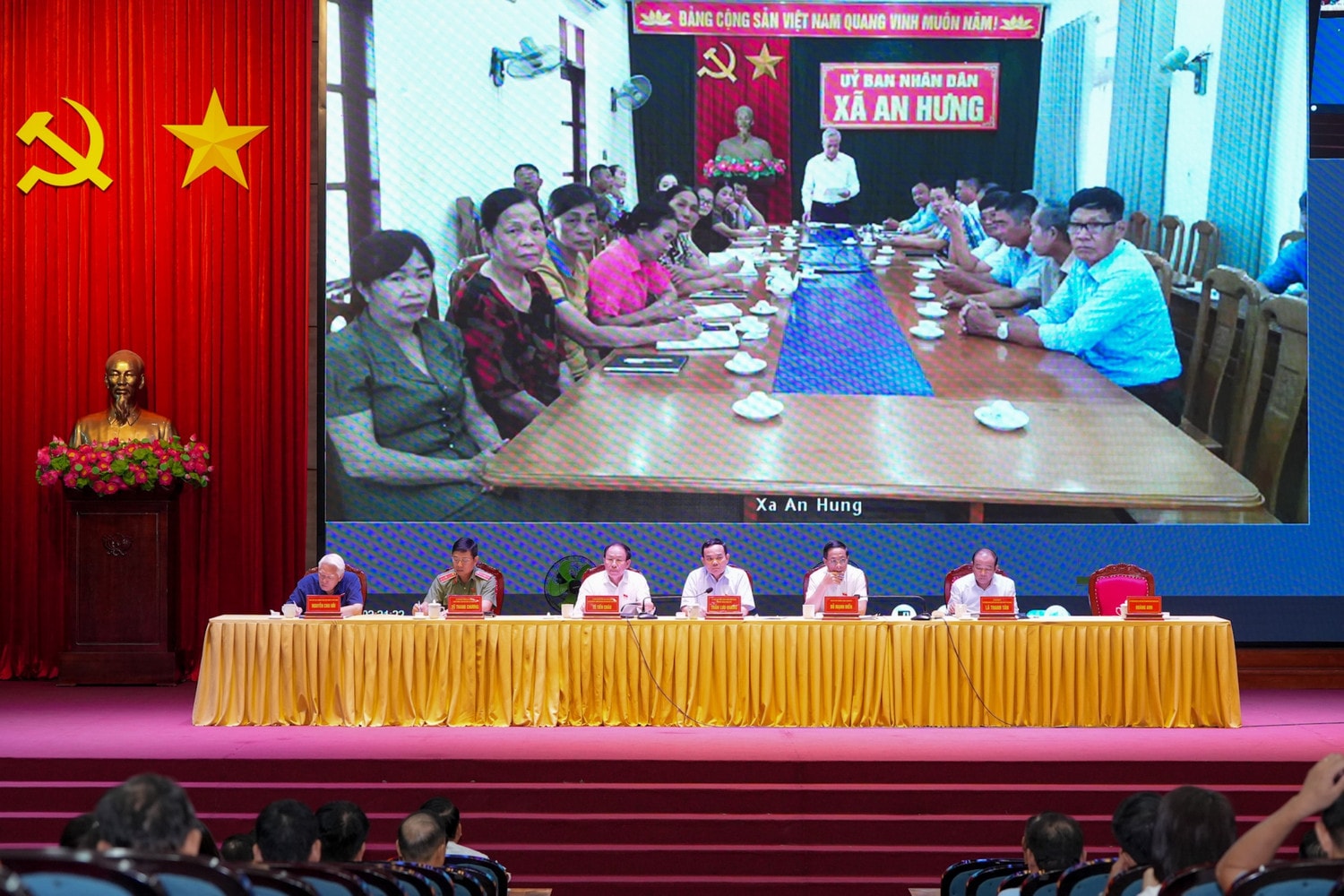 Phó Thủ tướng Chính phủ Trần Lưu Quang cùng Đoàn ĐBQH thành phố Hải Phòng tiếp xúc cử tri huyện An Dương -0