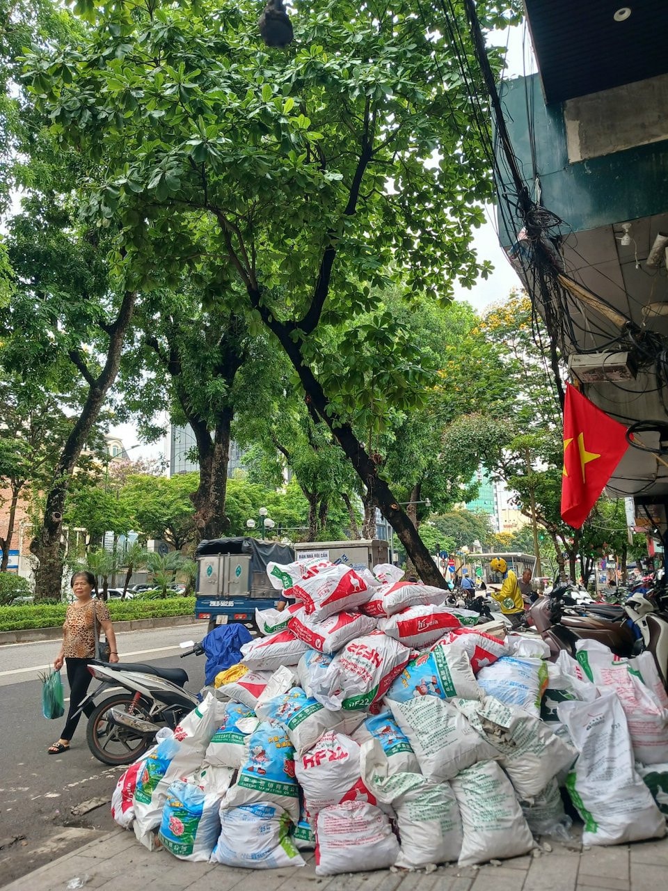 Vi phạm trật tự xây dựng nghiêm trọng tại mặt phố Giảng Võ: Quyết liệt đề nghị quận Đống Đa xử lý công bằng, không bao che sai phạm -0