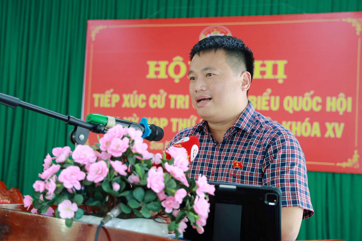 Phó Chủ tịch Quốc hội, Thượng tướng Trần Quang Phương tiếp xúc cử tri tại xã Sơn Mùa, huyện Sơn Tây, Quảng Ngãi -0