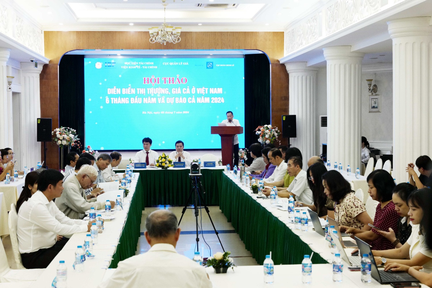 Quang cảnh hội thảo l1100147.jpg -0